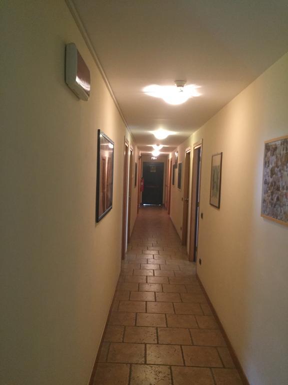Hotel Il Canneto Порто Черезио Екстериор снимка