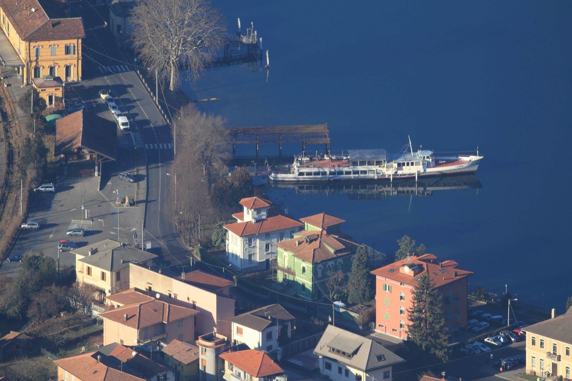 Hotel Il Canneto Порто Черезио Екстериор снимка